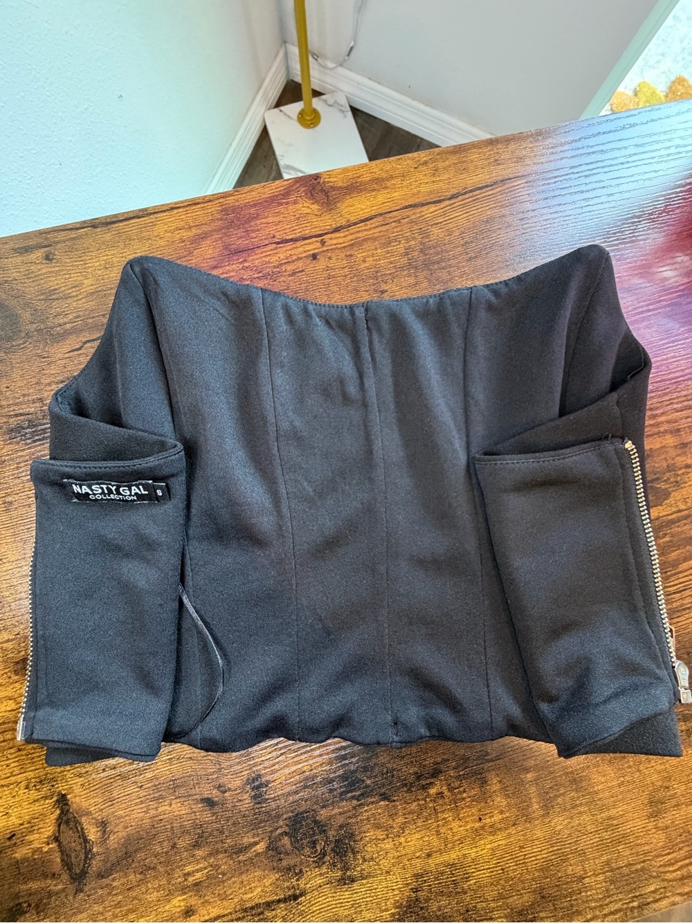 Nasty Gal Black Strapless Corset-Style Top - Picture 4 of 5
